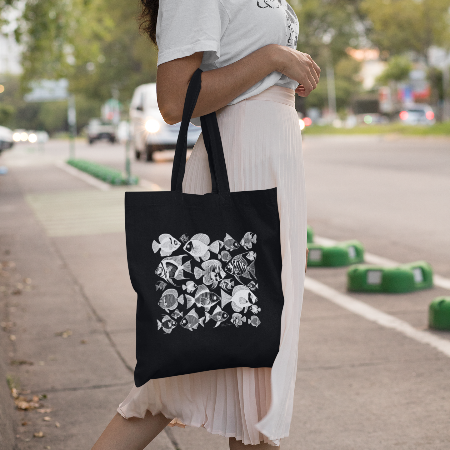 Sac tote noir en coton bio Mako - Motif marin - rose zombie