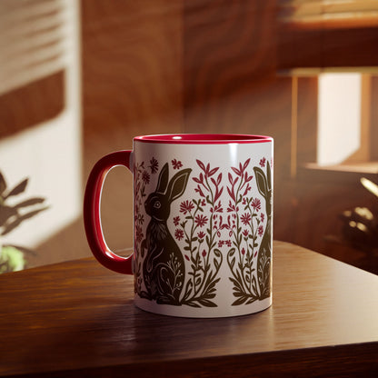 Tasse bicolore — Lapin folk art kaki et fleurs rouge framboise