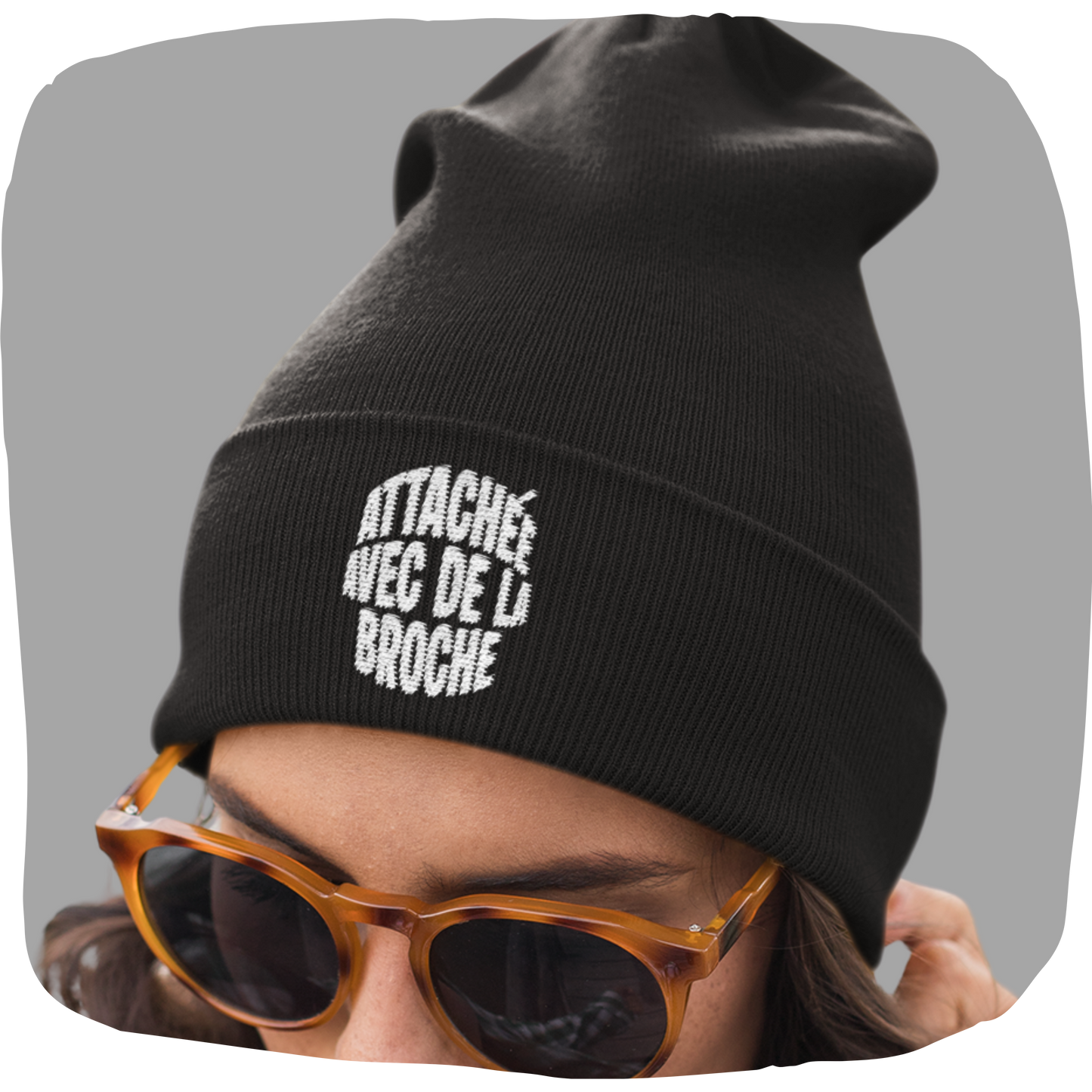 Tuque en matières recyclées - Attachée avec de la broche