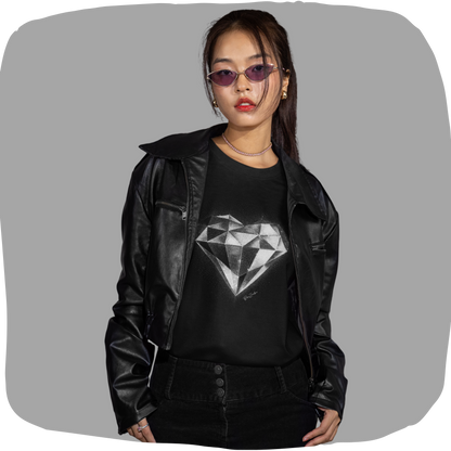 T-shirt oversized noir – Motif de cœur en diamant