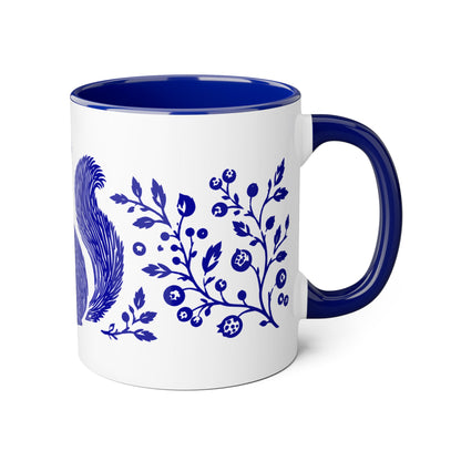 Tasse bicolore — Écureuil linocut botanique bleu cobalt