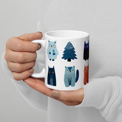 Tasse blanche en céramique — llustration scandinave d'animaux de forêt nordique
